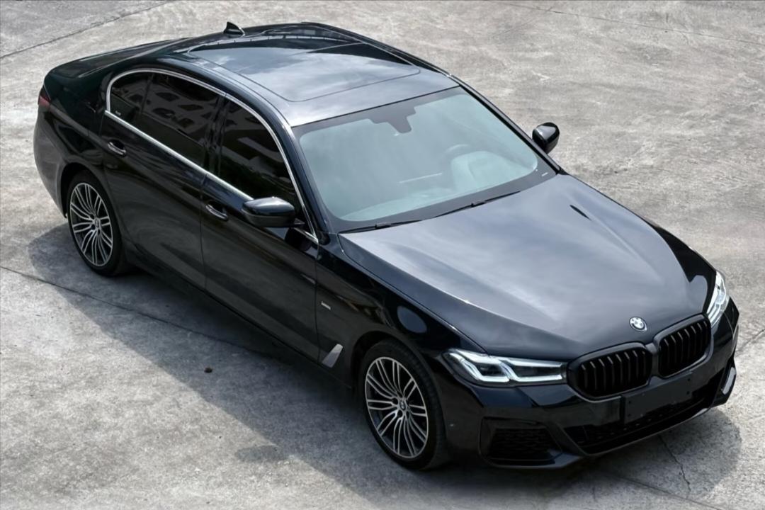 宝马史上最好卖的是哪两款车型?宝马3系，全球累计销量超350万辆，长期占