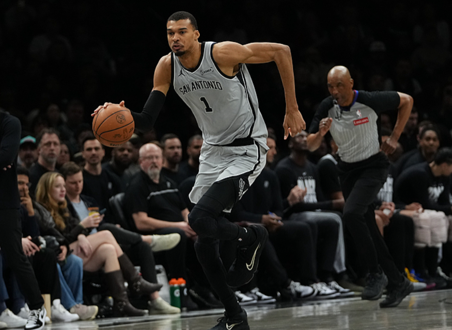 SGA连续三场关键三分，文班MVP还有戏么MVP一般看数据、战绩、关键表现，