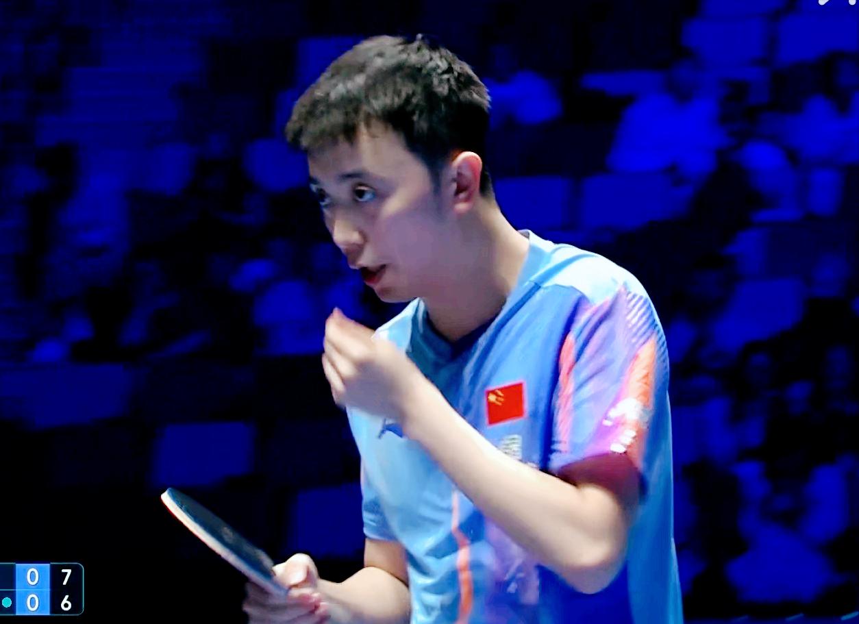 我去！陈垣宇上次还能爆冷雨果，今天被舒迪恩打了5:1开局，侯英超解释说：