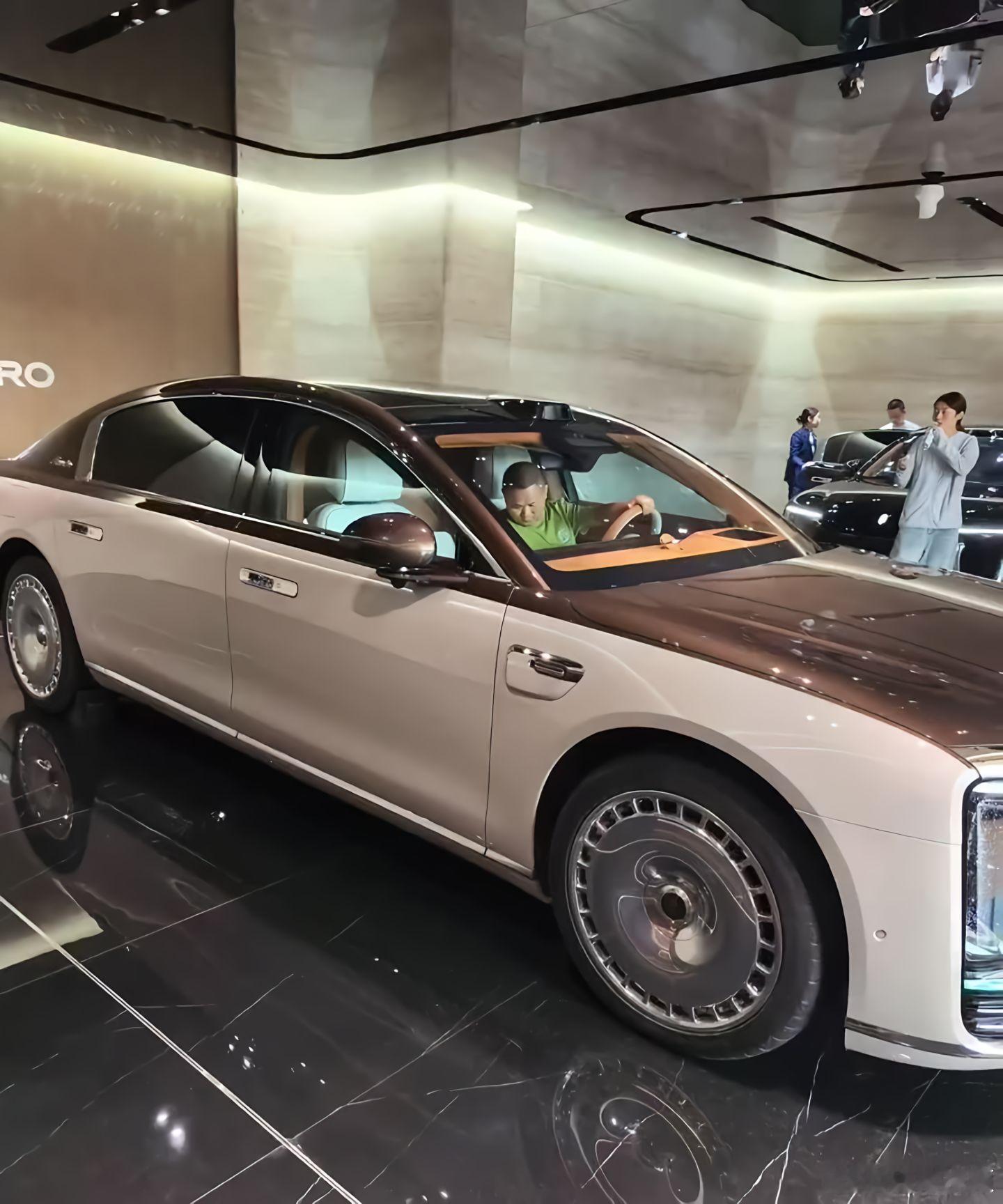 国产车也是好起来了。什么人在买尊界S800买尊界S800的人都开什么车​​​