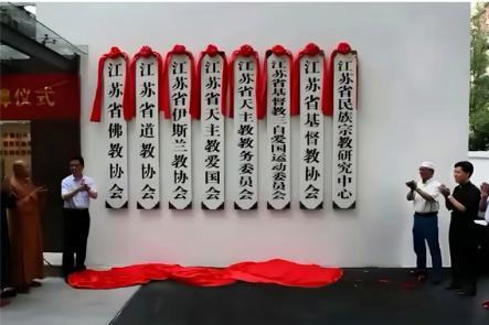 中国完成了哪些在外国人看来难以完成的事？比如这件事情，我估计全世界没有第二个国家