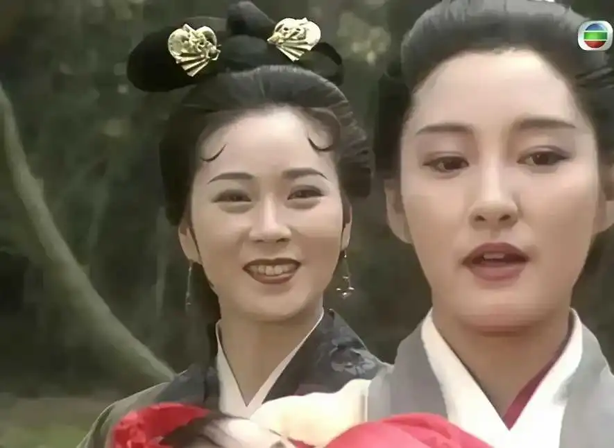 时间真是把杀猪，当年的女神居然变成这样了，差一点都没有认出来。
