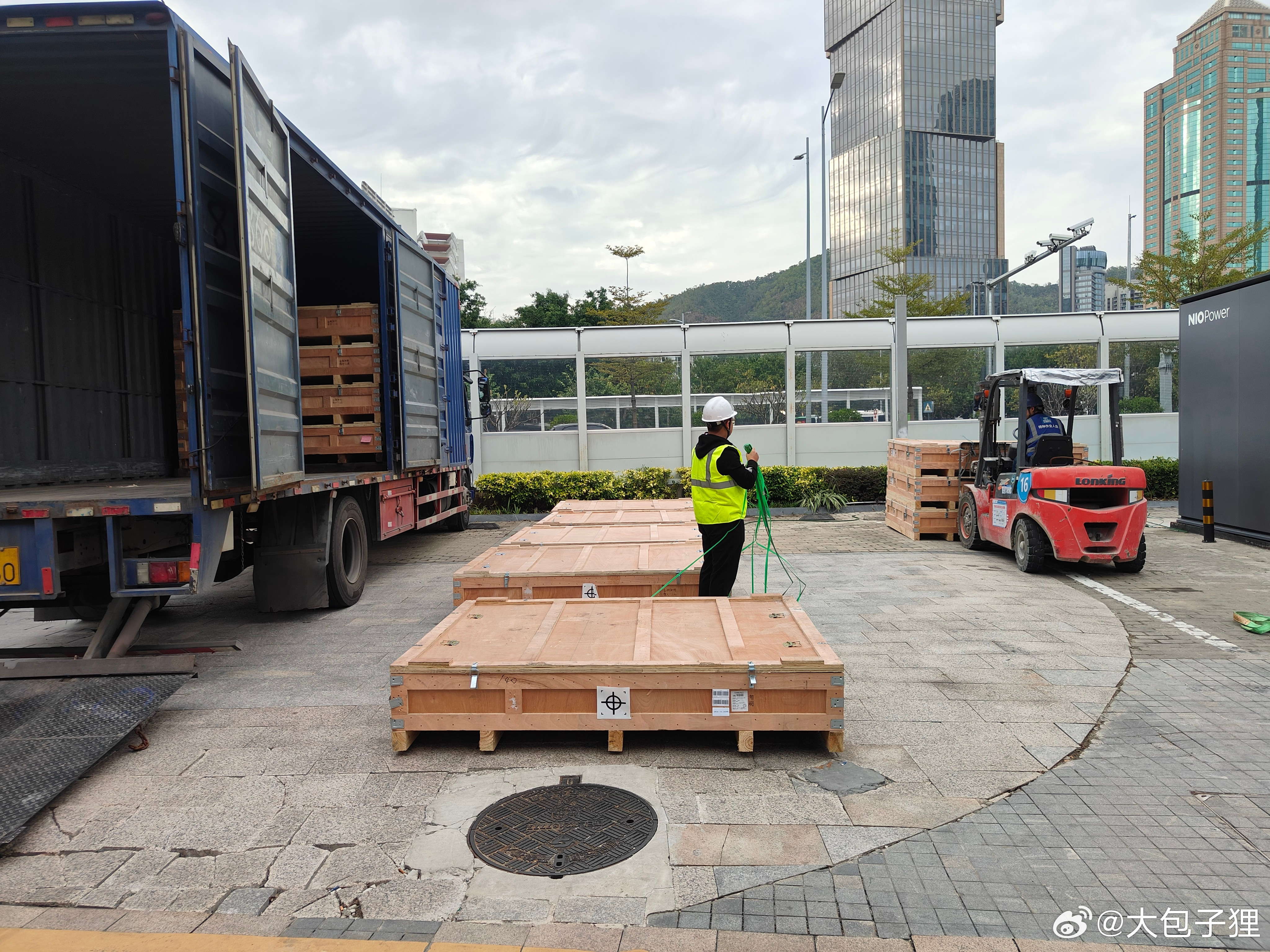 加仓电池，乐道进入存量竞争阶段吃过饭看到乐道官宣了换电站电池加仓计划完成，目前乐