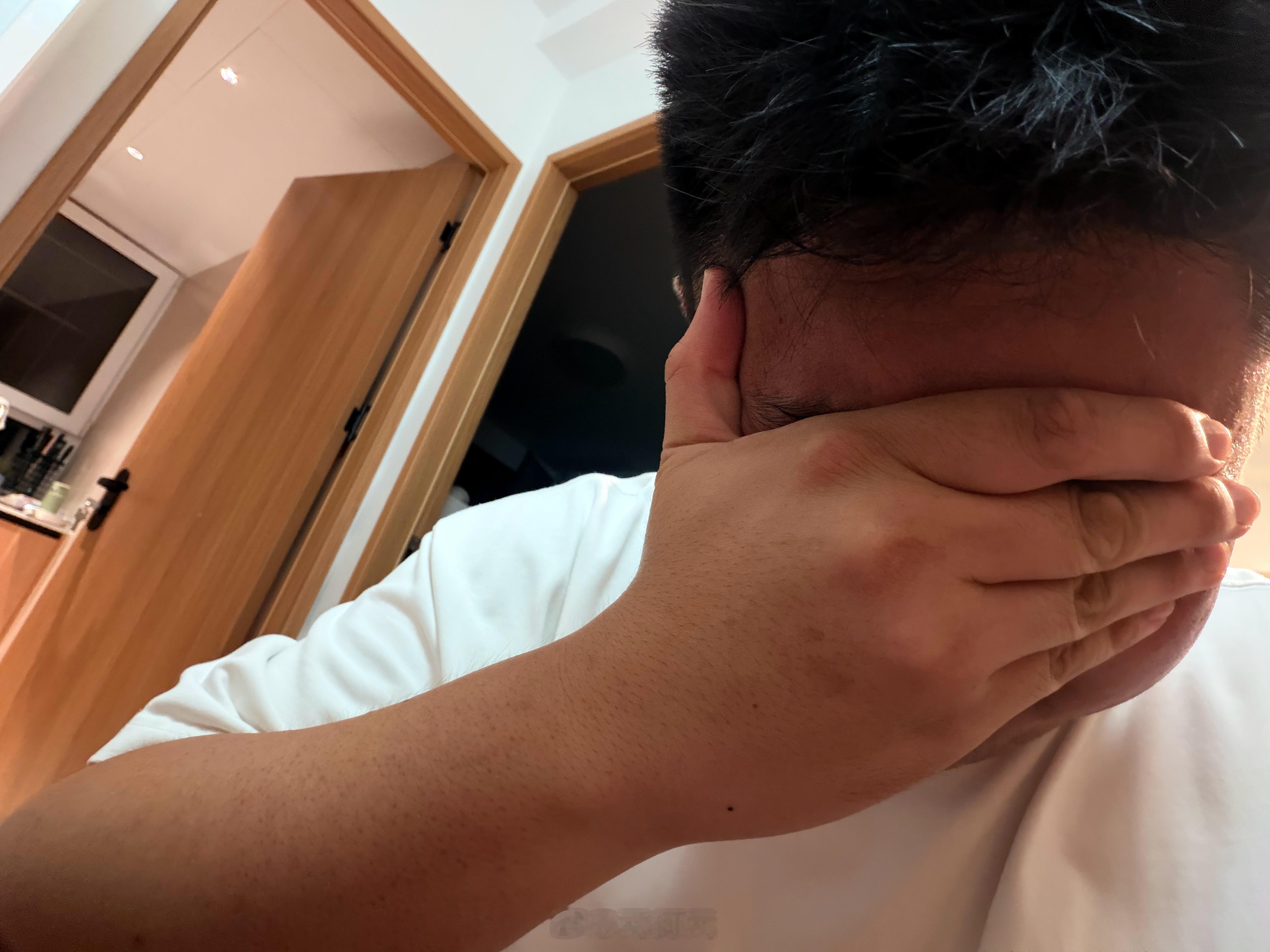 不知道大家在看小米发布会没。刚才，又听了一遍雷军说的YU7发布会的那段话…其