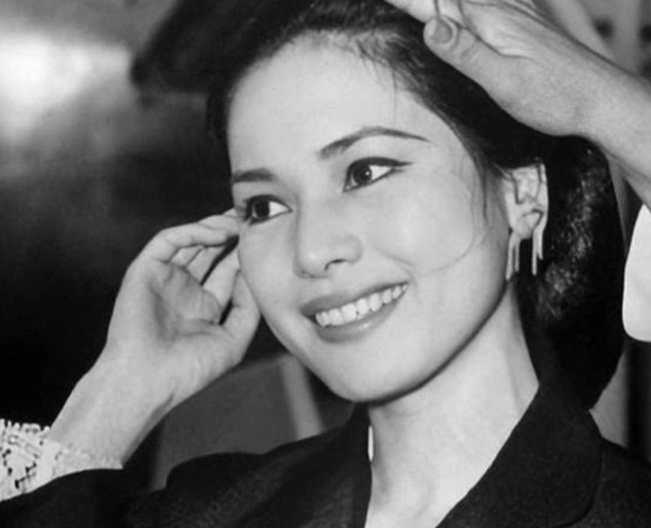 1959年，印尼总统苏加诺秘密访问日本，知道他好色，日本专门从国内为他挑选了19