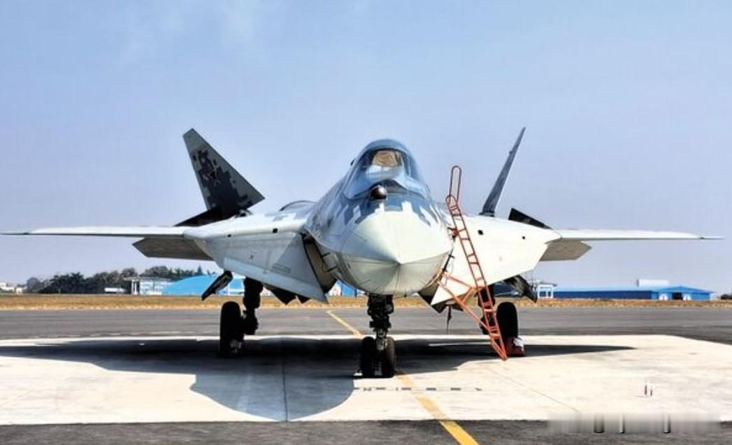 🇮🇳印度空军司令公布新的现代化计划2025年10月2日，印度空军司令阿