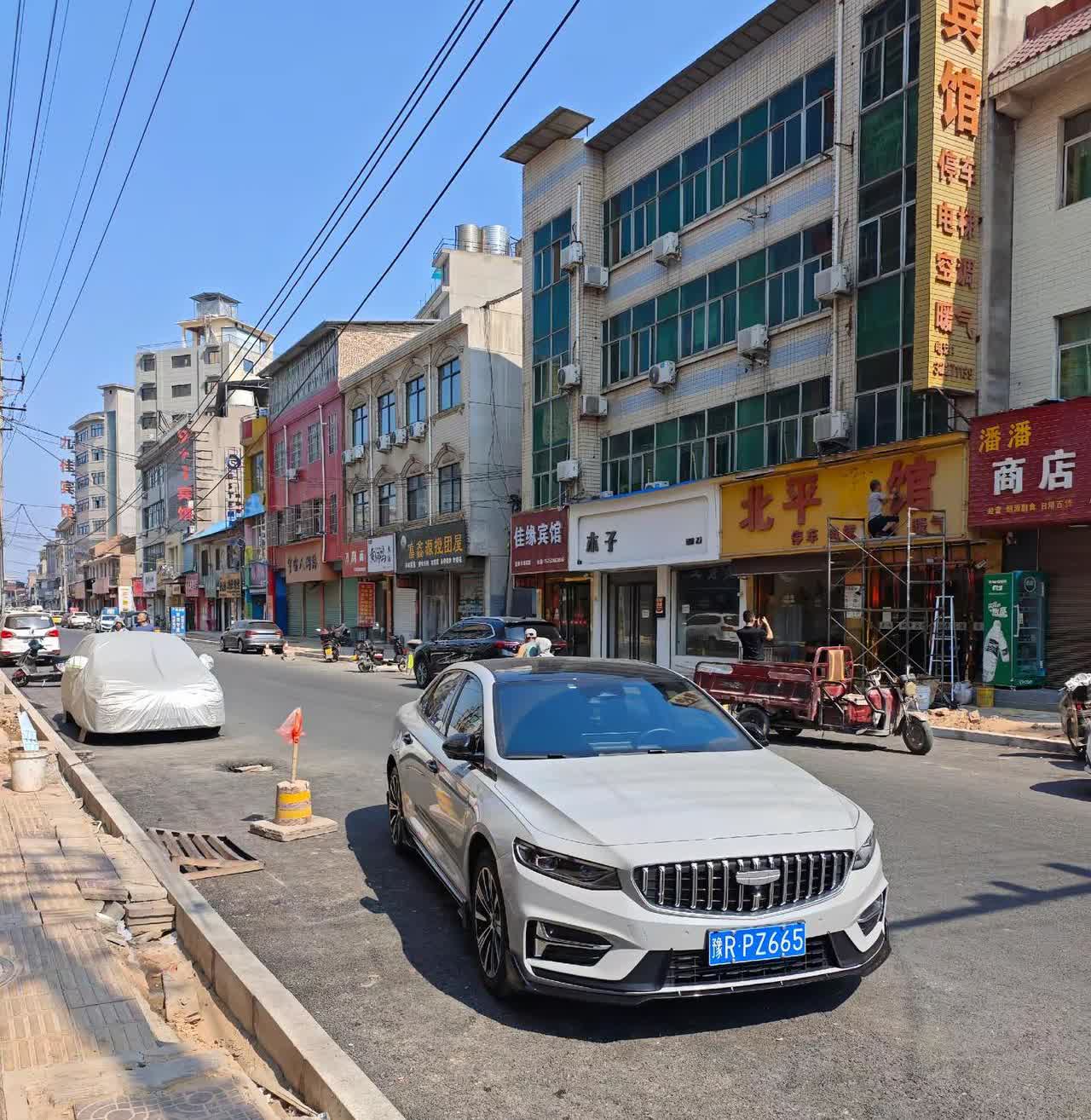 后悔买吉利了早知道买日系德系了停路边就有人舔干干净净