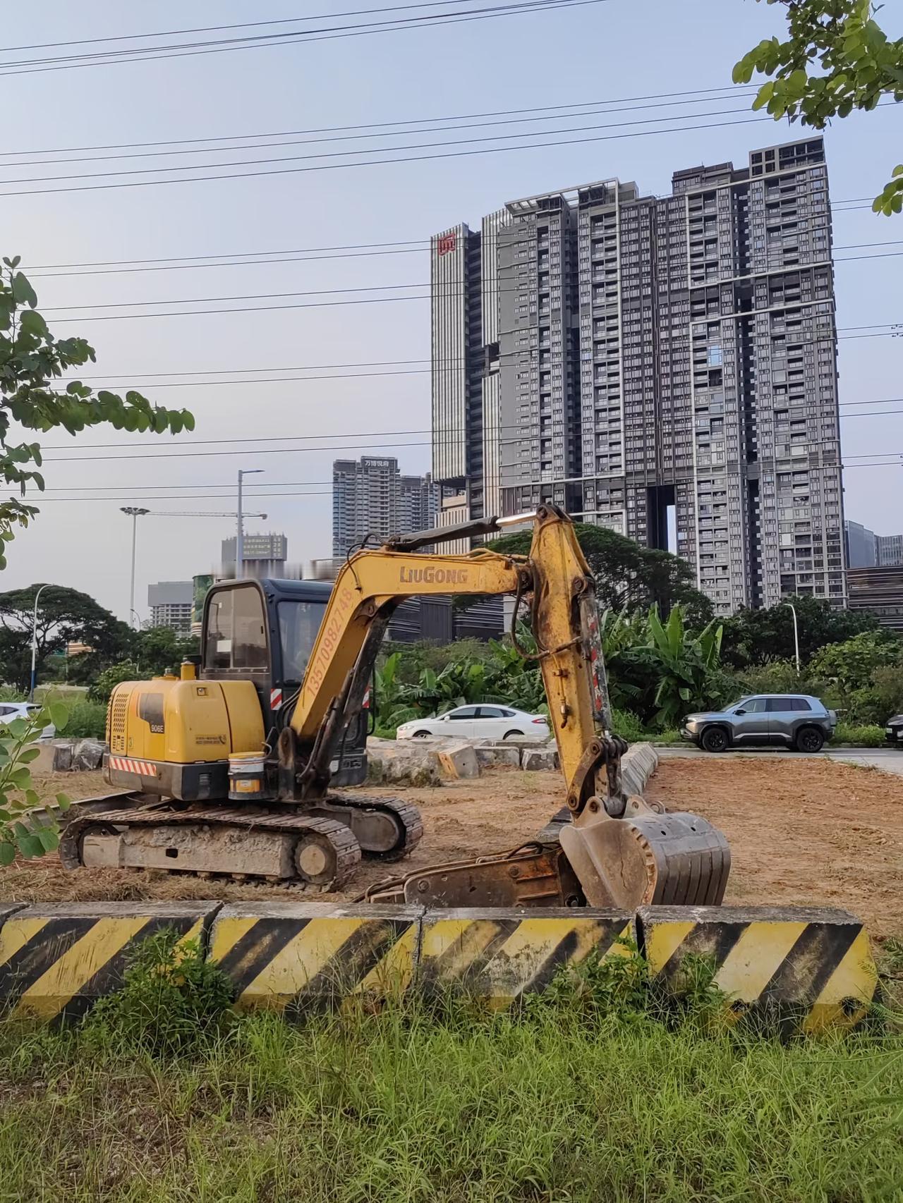 好消息！广州汉溪长隆城际站和地铁站地下通道开工啦。目前乘客来往于地铁和城际之