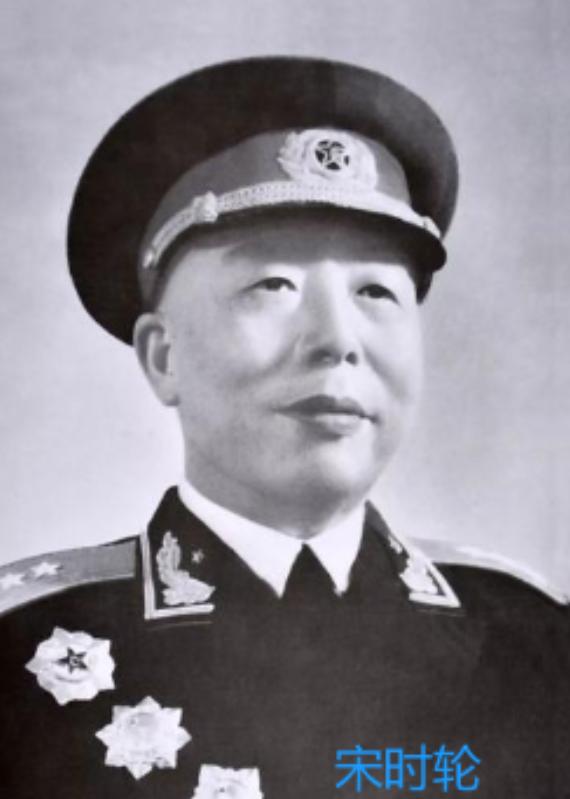 1950年12月24号，长津湖战役正式结束，但为了严明军纪，宋时轮处理了两名营级