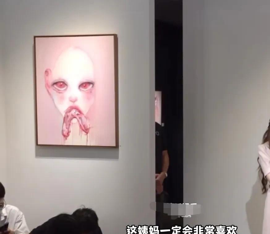 小S二女儿画展，首幅作品是得到姨妈大S肯定的，为了这个画展，家人为她准备了一年多