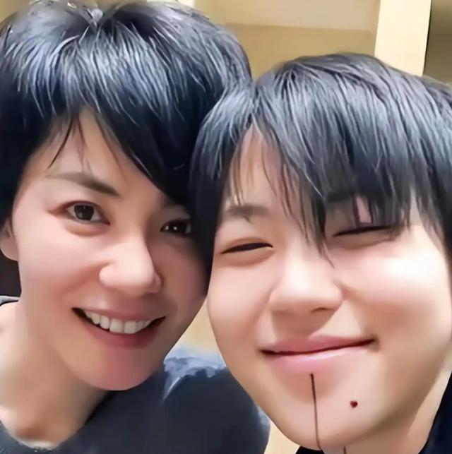 生日聚会引出大瓜，窦靖童宋妍霏传闻再起，李亚鹏当初的话应验了谁都没料到，一