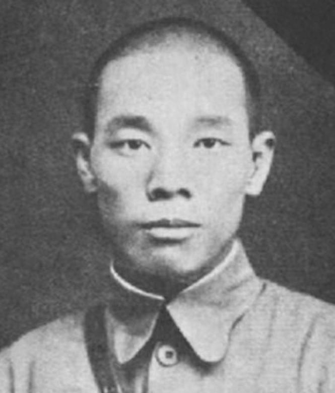 他不仅比张灵甫更加悍勇，谋略甚至超过胡琏，这位国民党智勇双全的将领为何会被弃用？