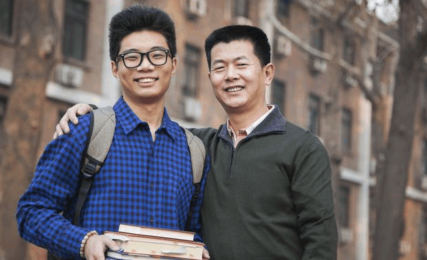 孩子放寒假回家了, 父母是喜是愁? 同一个世界同一个爸妈