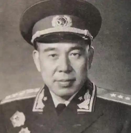 1971年“九一三”事件后十天，即9月24日，黄永胜、吴法宪、李作鹏、邱会作被召