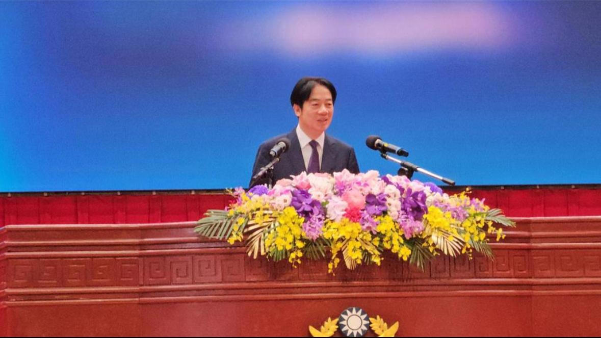 赖清德的一句话在台湾警界引起轩然大波！赖清德6日到台湾“中央警察大学”参加毕