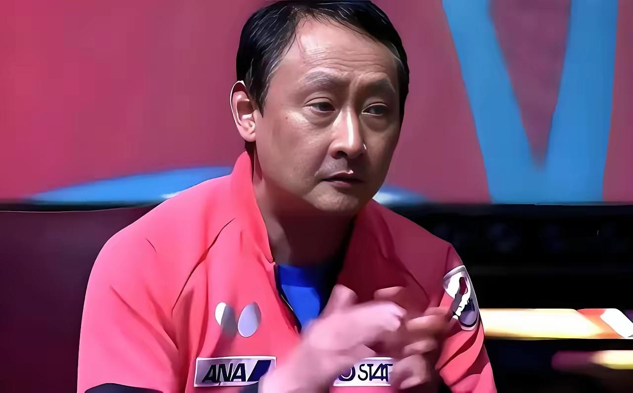 这人离开中国去了日本，如今面相妥妥就是日本人这个人现在名叫张本宇、以前他叫张宇