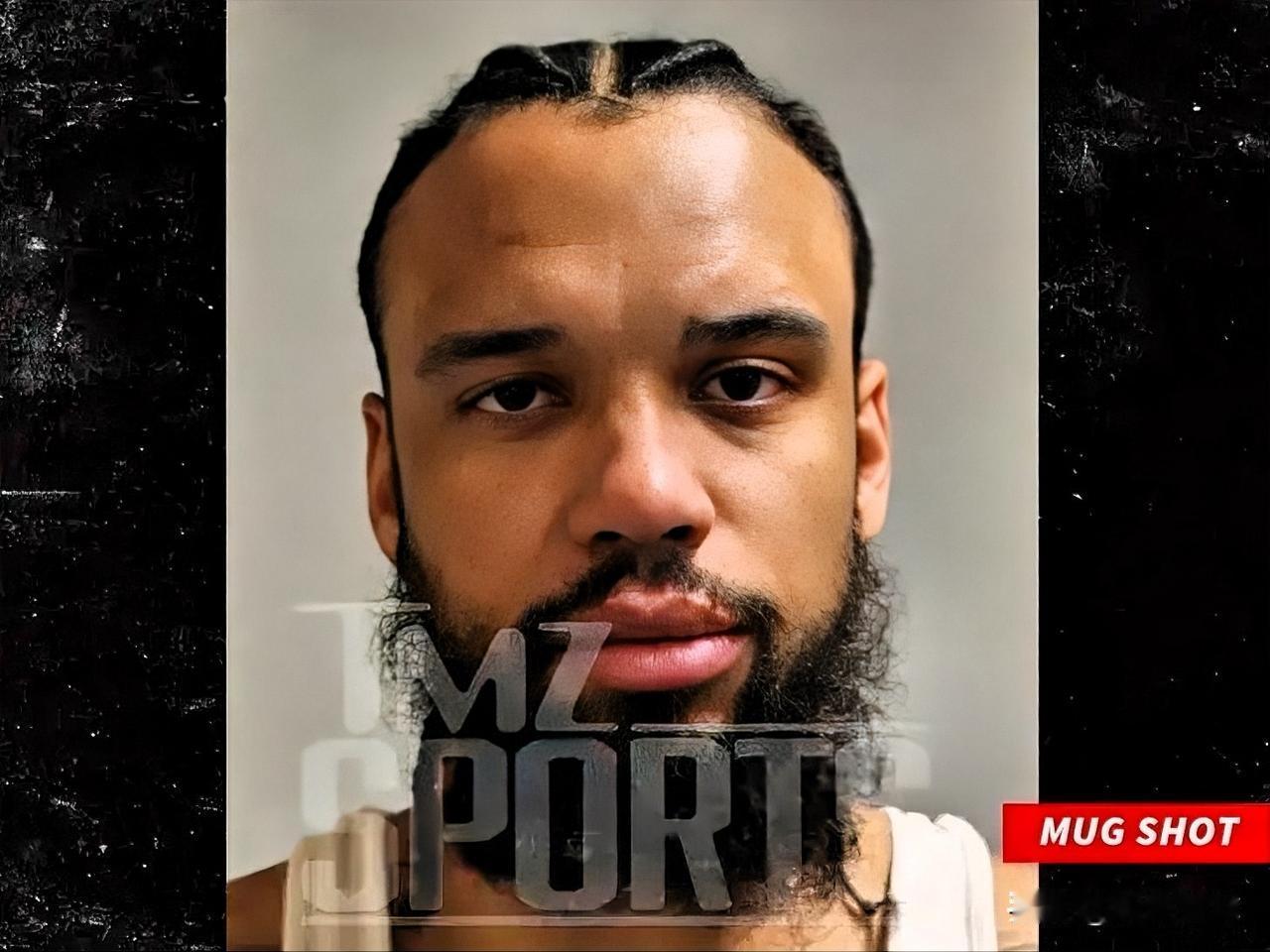 太阳恶汉狄龙又被逮捕了！今日，据TMZ报道：太阳锋线球员狄龙，又一次因为交通