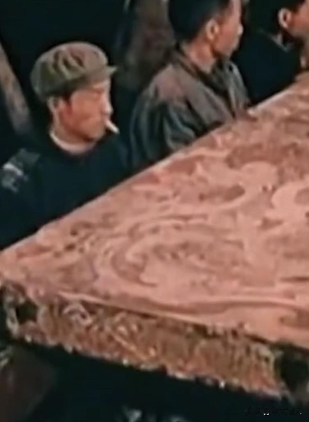 有个网友一直很疑惑：为什么现代人觉得古代人思想落后？其实，个人觉得：如果让现
