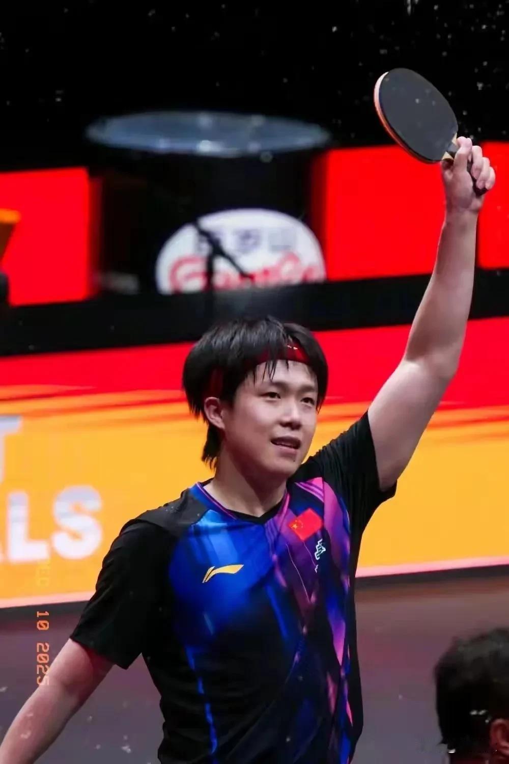 王楚钦迎来一场硬仗。半决赛王楚钦迎战莫雷加德，应该说压力和挑战还是很大的，虽然整