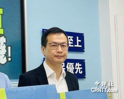 台湾“行政院长”遭弹劾台湾“行政院”院长卓荣泰因为不副署财划法，还公然叫嚣，