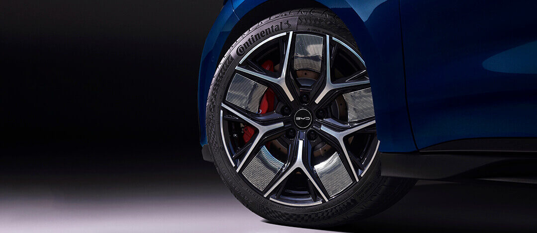 比亚迪2026款汉EV正式上市，这配置升级确实够诚意。-指导价：20.48-3