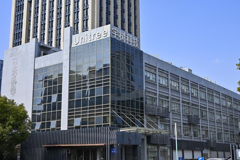 反常必有妖？岩山科技的“迷之操作”你看懂了吗今天的岩山科技，让人丈二和尚，摸