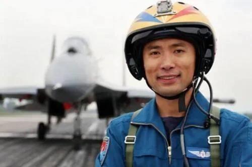 同为40岁的正团级与正处级，哪个更难得？正团级对应县处级，所以正团级与正处级在
