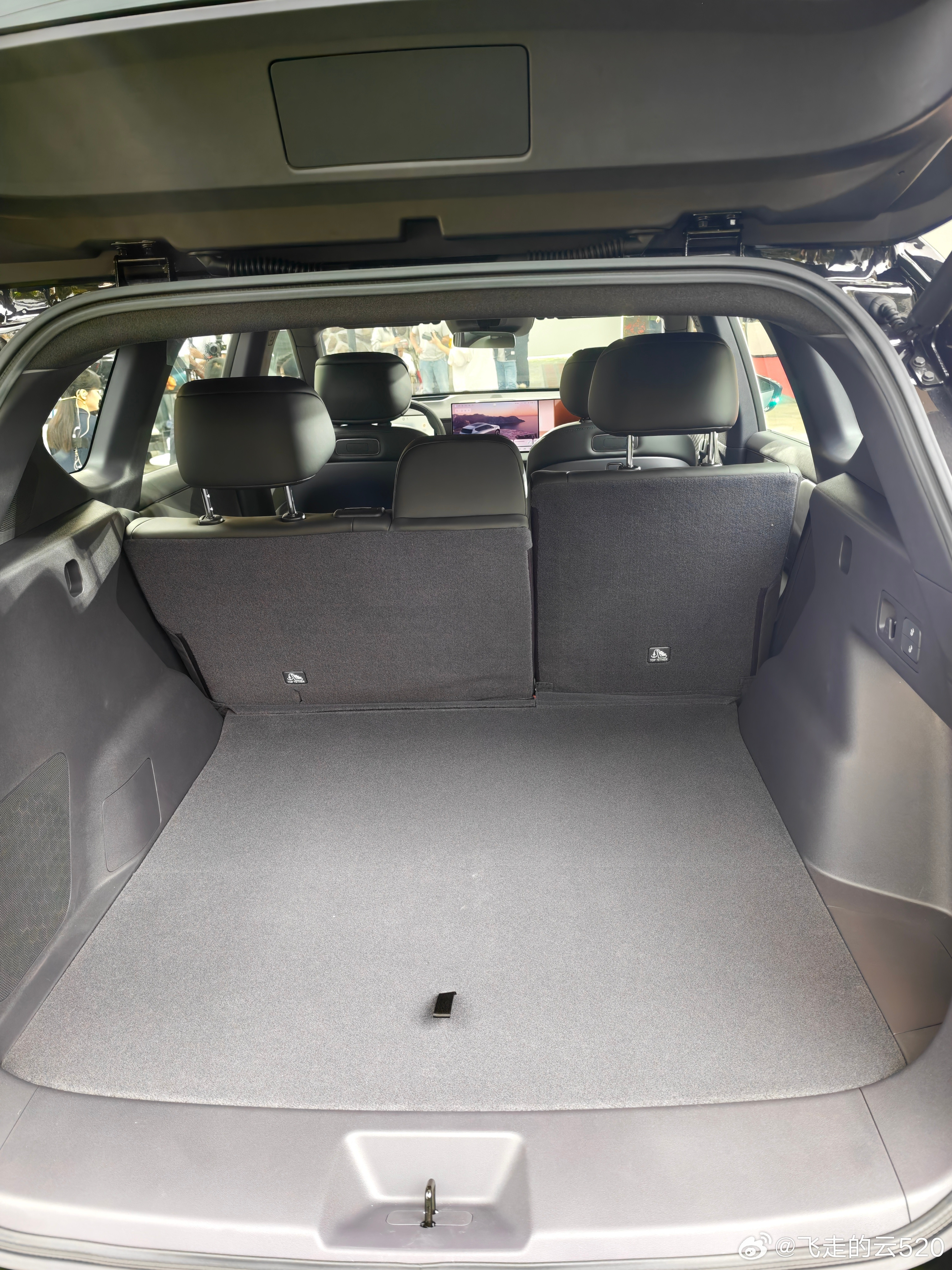 日产NX8这个内饰有点点像理想L6啊，两块屏幕的布置，如出一辙呀日产主打家用、舒