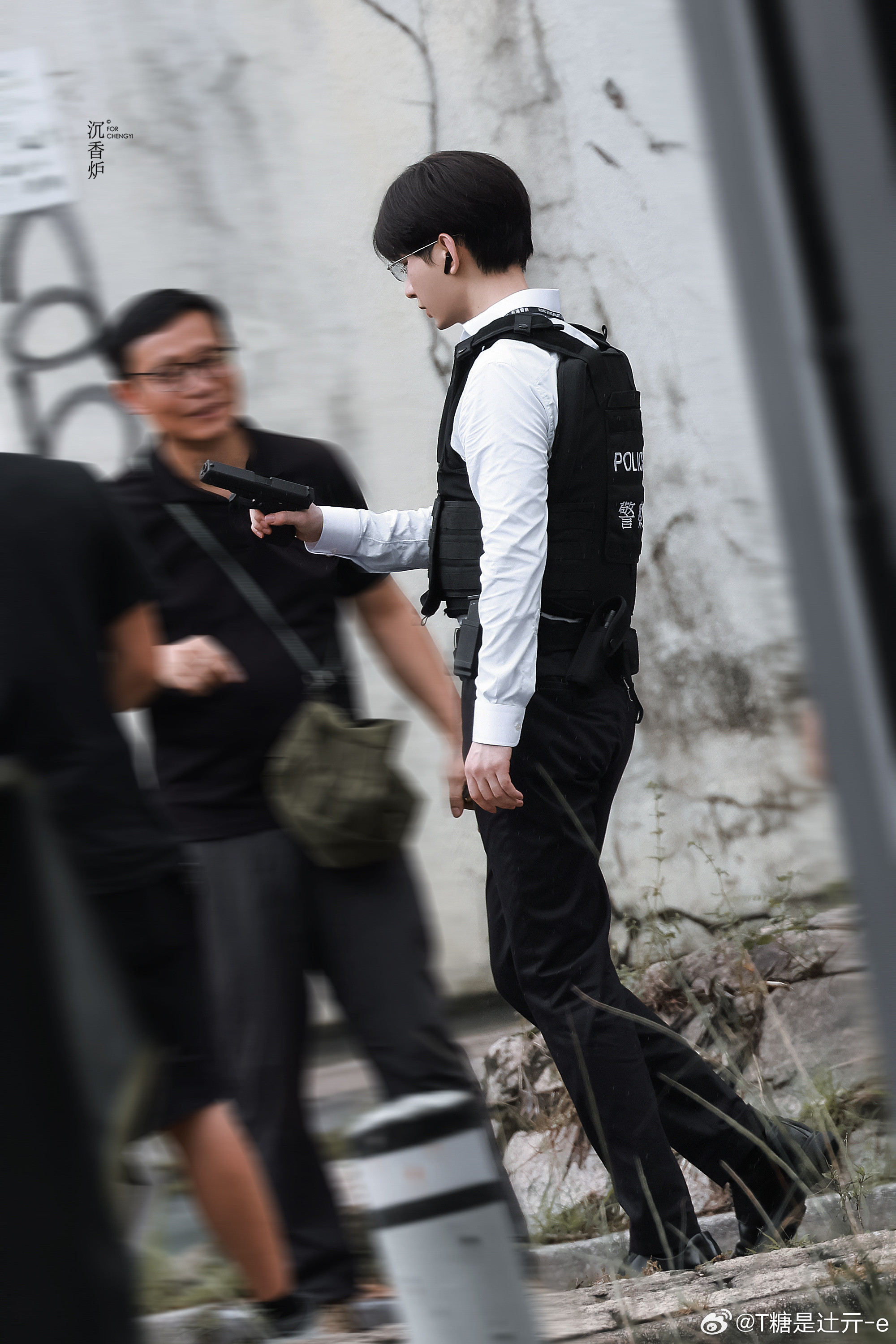 成毅成毅狩谎cy成毅林彦廷成毅，你是我时光里的初见与永恒。四季或许会循环往复，但