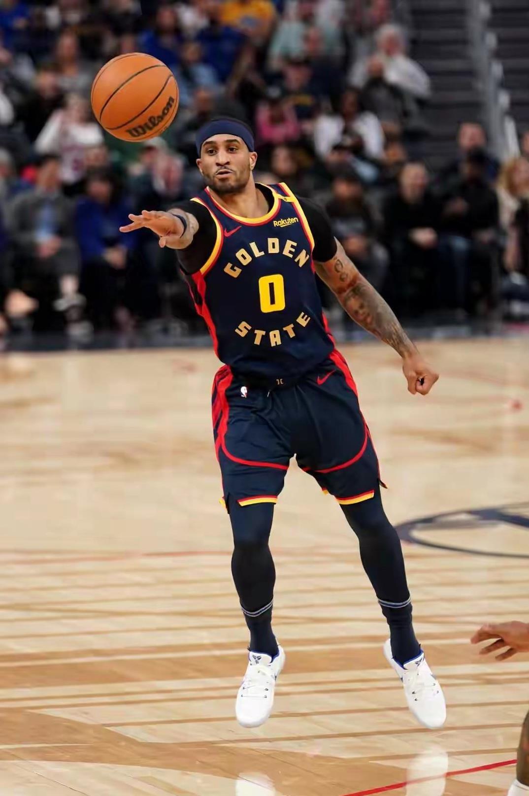 勇士迎来重大突破，勇士这是要搞大事情啊！9月29日，NBA名记Shams报道，小