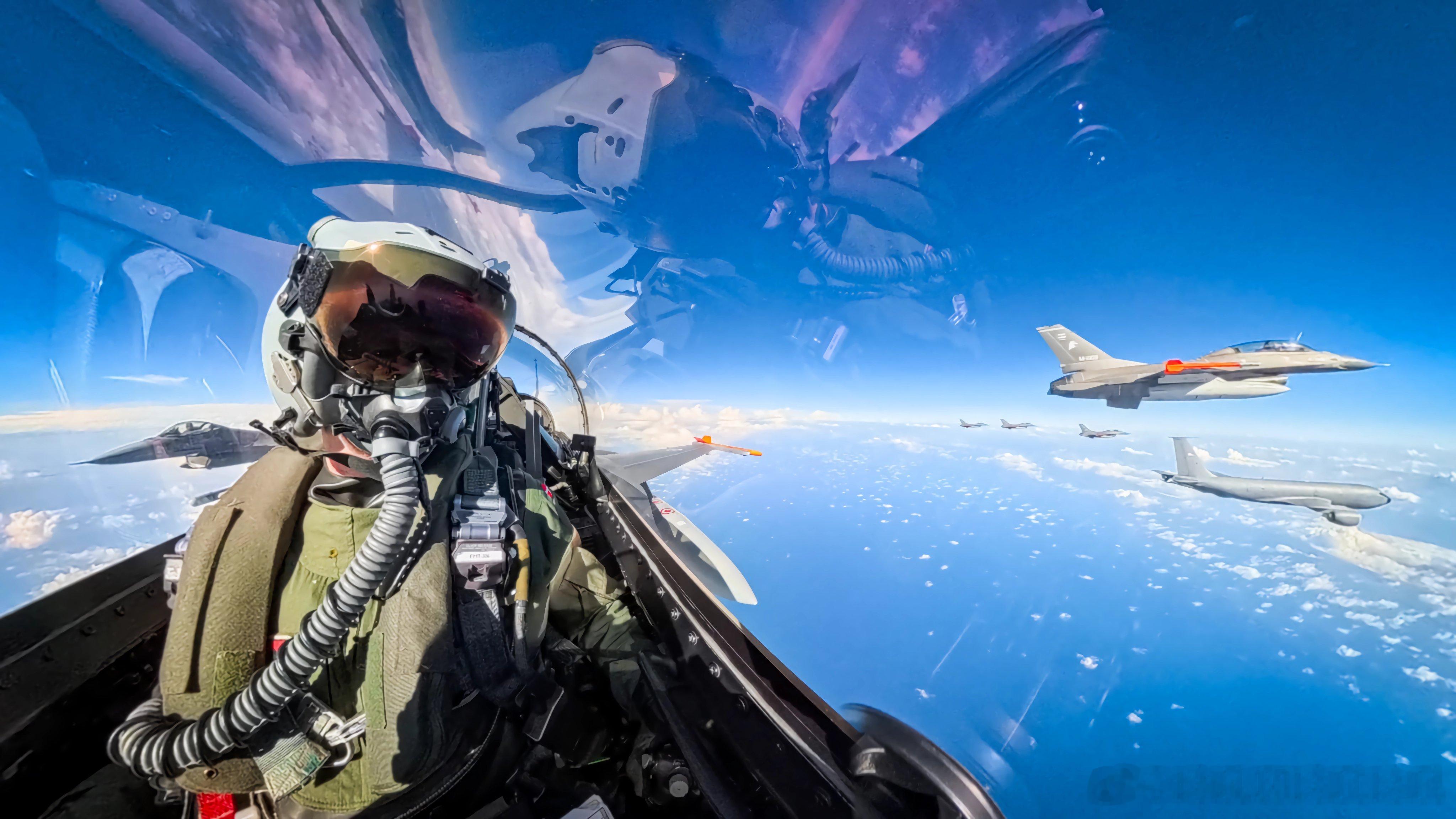 兴奋的阿根廷空军~~对拿到2手f16的喜悦~溢于言表----------2026