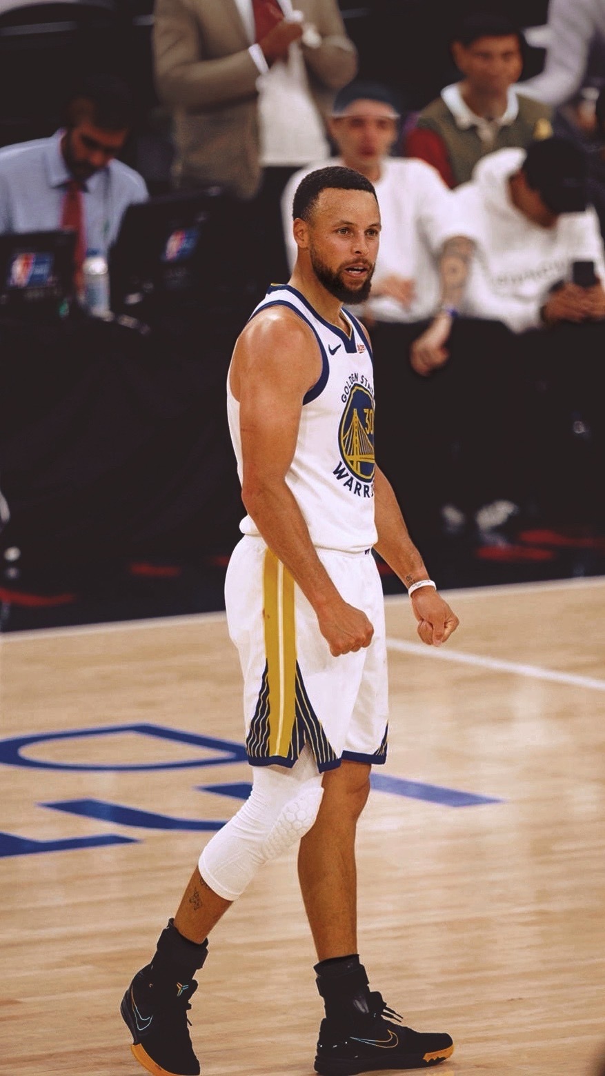 WinOrGoHomeOneMore☝️自修·库里壁纸晚安斯蒂芬库里