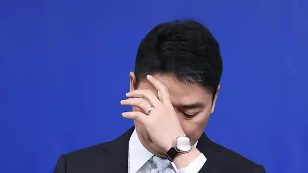 刘强东婚变传闻48小时反转！一句自嘲化解危机，网友：京东广告最高境界【AP