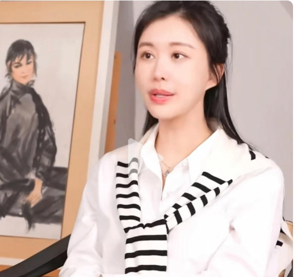 有一回，记者问田朴珺：“你和王石离婚后过上了幸福生活，那王石的前妻王江穗后来怎么