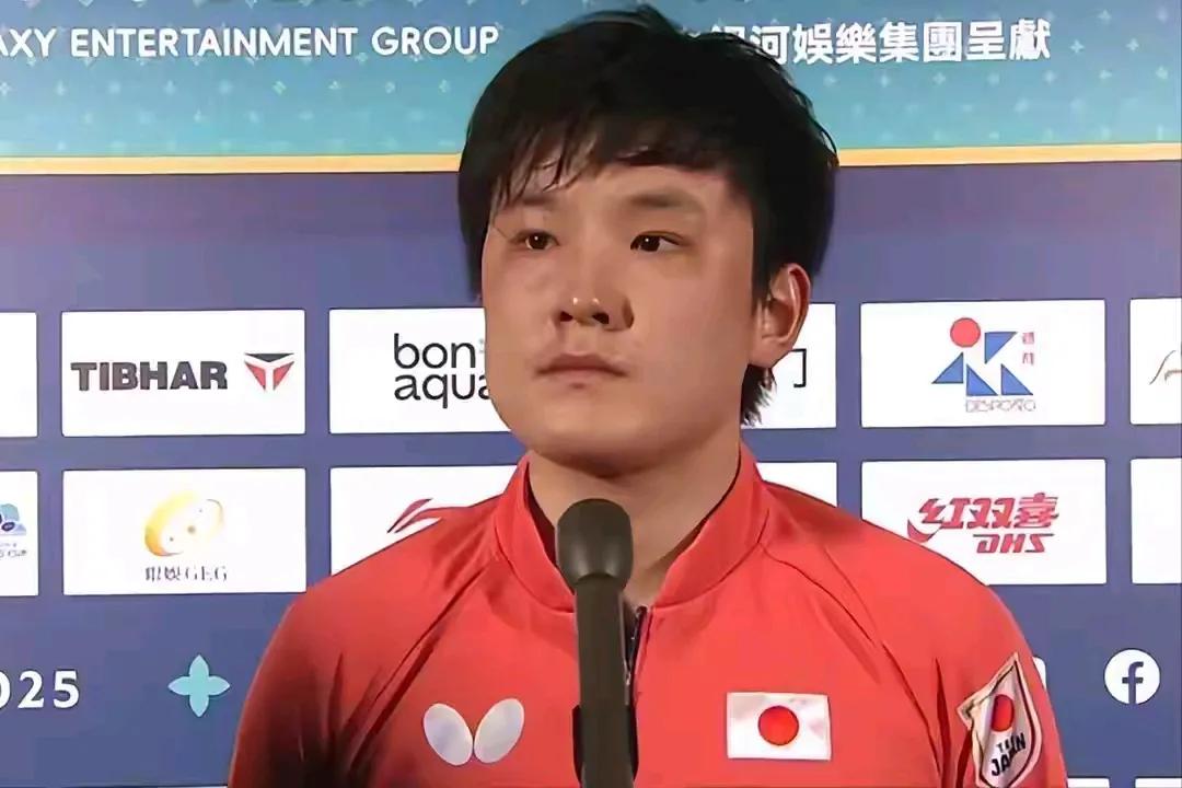 张本智和:我的命真苦啊！每次赛前都雄心勃勃信誓旦旦，要打败中国队夺得冠军，也为