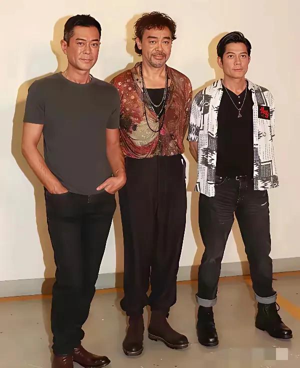 郭富城的短板就是身高太矮，如果他有175以上的身高，绝对会炸天。郭富城的五官确