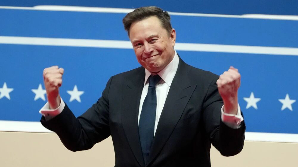 为什么是特斯拉这类车企在做机器人？为什么不是谷歌、不是Meta，不...