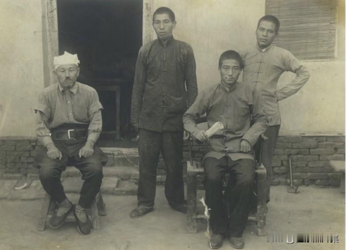 1944年初，八路军俘获了日军飞行员山田井马中尉（其叔父是关东军司令官山田乙三大