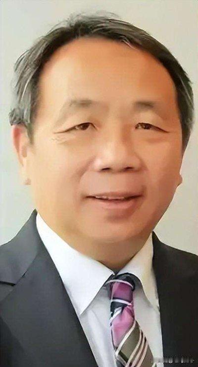 汉奸石平28日发文说：“今天上午，我前往那霸市，为日本维新党候选人山川康弘助选。