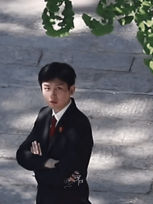 成毅横店鹰眼变香港鹰眼一组成毅鹰眼合集！专业演员专业的眼神一眼聚焦！