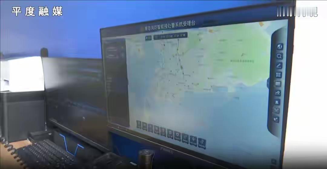 惊魂五分钟！青岛平度男子为捞鱼竿被困浮萍河道，消防员冒死营救背后暗藏致命危机