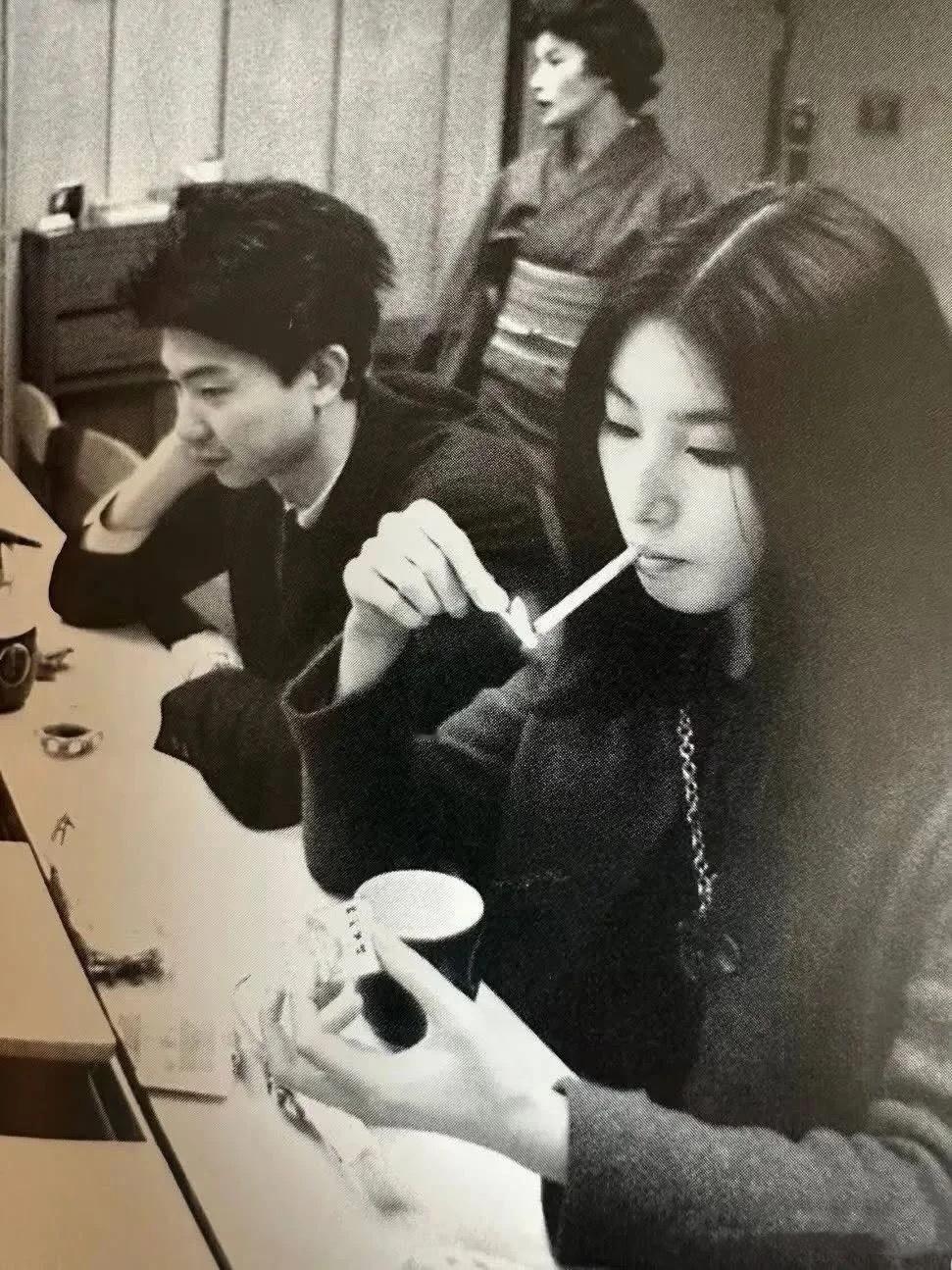 蔡澜61任女友中最漂亮的一个，可惜是个日本人日籍法国女作家AnnaDubos