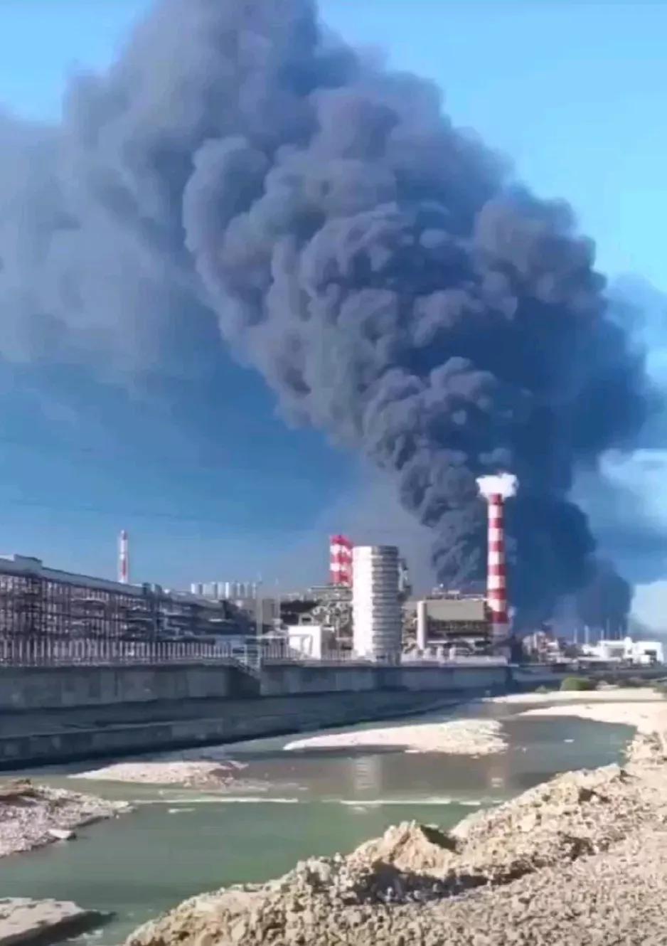 釜底抽薪：乌军摧毁俄向克里米亚送电的海底电缆枢纽欧洲新闻网报道，当地时间9日