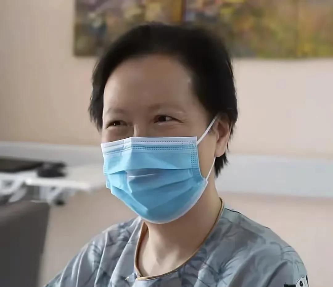 前半生拼命工作，后半生拼命活着！身价过亿的财经女侠叶檀，跟乳腺癌杠了快三年，骨头