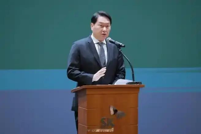 如果你结婚时岳父给了你300亿，帮你成了亿万富豪，结果岳父倒台，你出轨登报羞辱妻