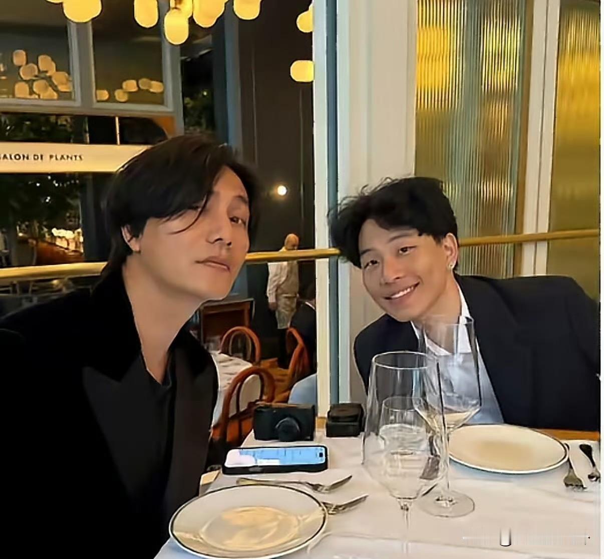 万万没想娱乐圈两大未解之谜同时上热搜1.张柏芝小儿子的爹是谁？2.陈坤儿子的