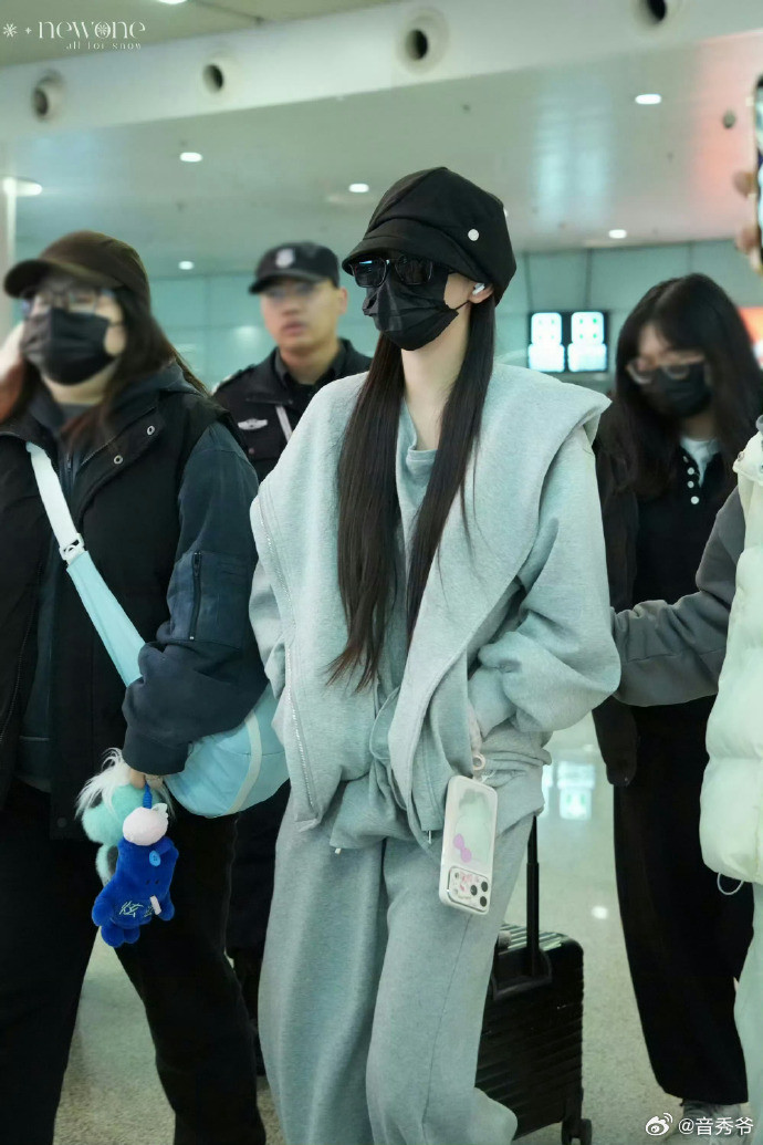 孔雪儿俞浅浅你终于自由了孔雪儿这句告别太戳心了！俞浅浅在古代挣扎那么久，被爱情