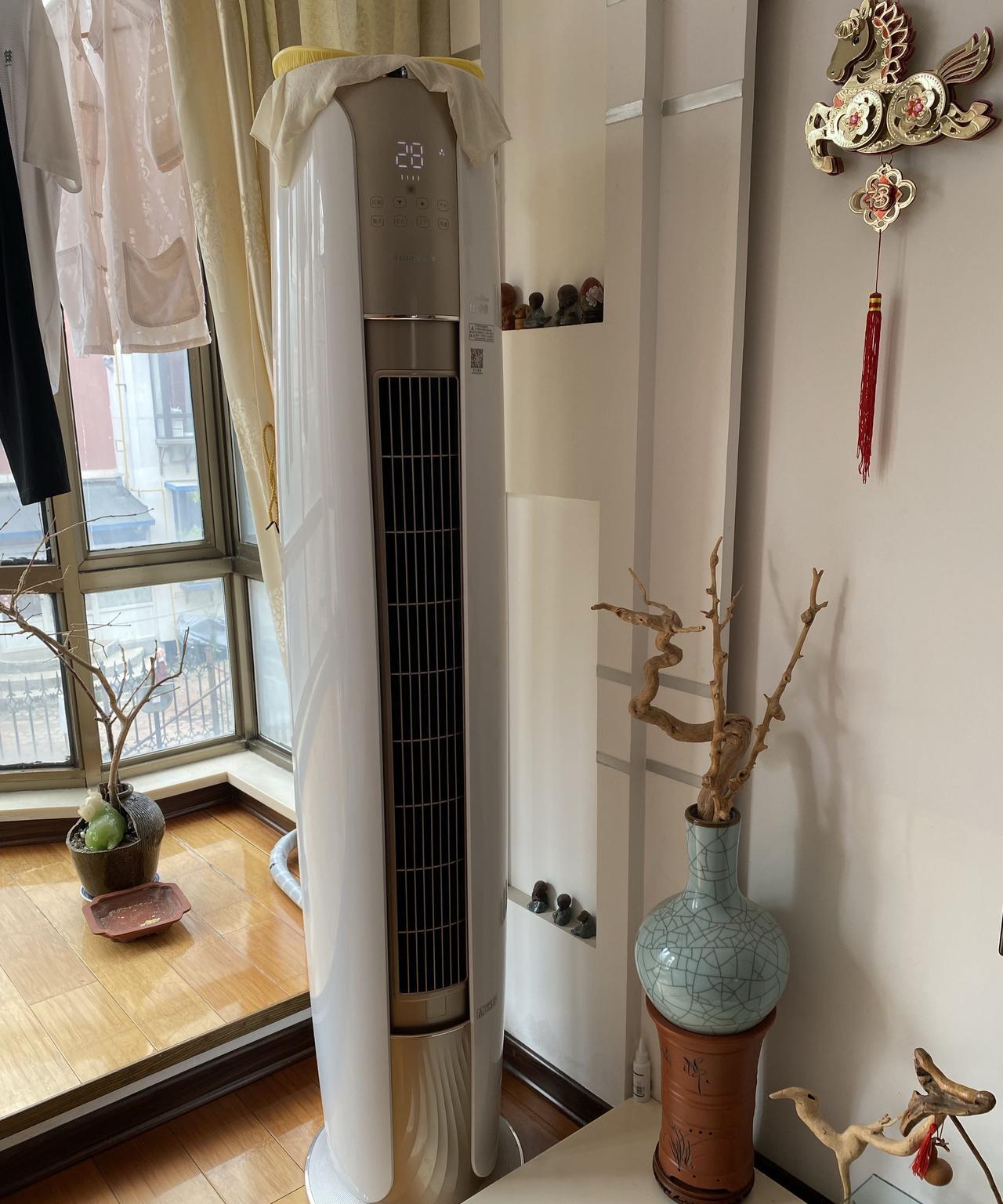 今天早上起来收拾家做早餐，最近老公照顾婆婆不在家，我一个人吃早餐就凑和一下。妈