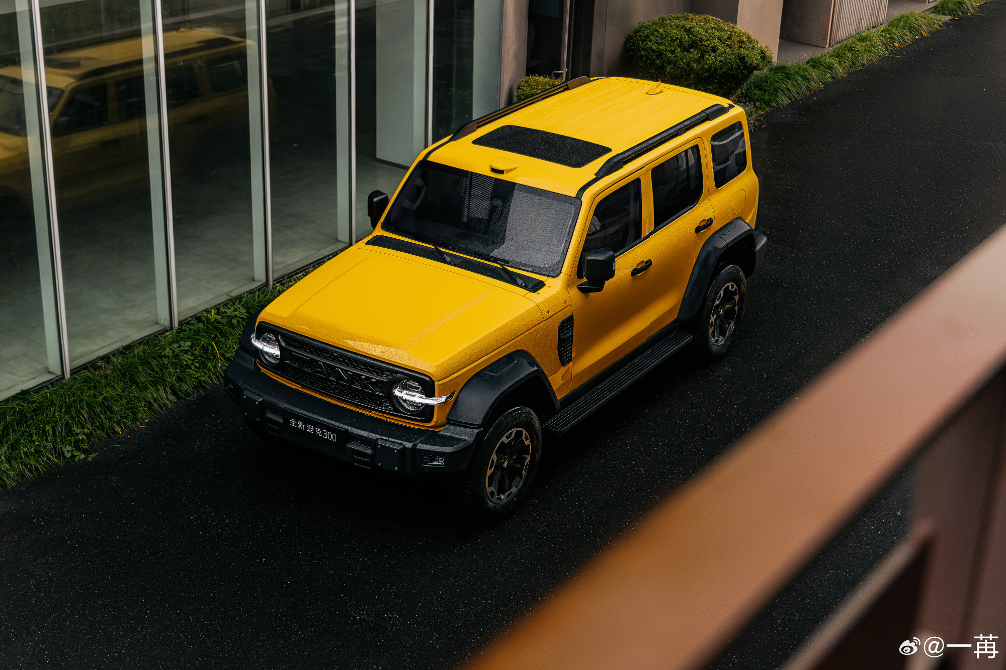 全新坦克 300 三个版本，300L Hi4-Z 预售价 26.98 ...