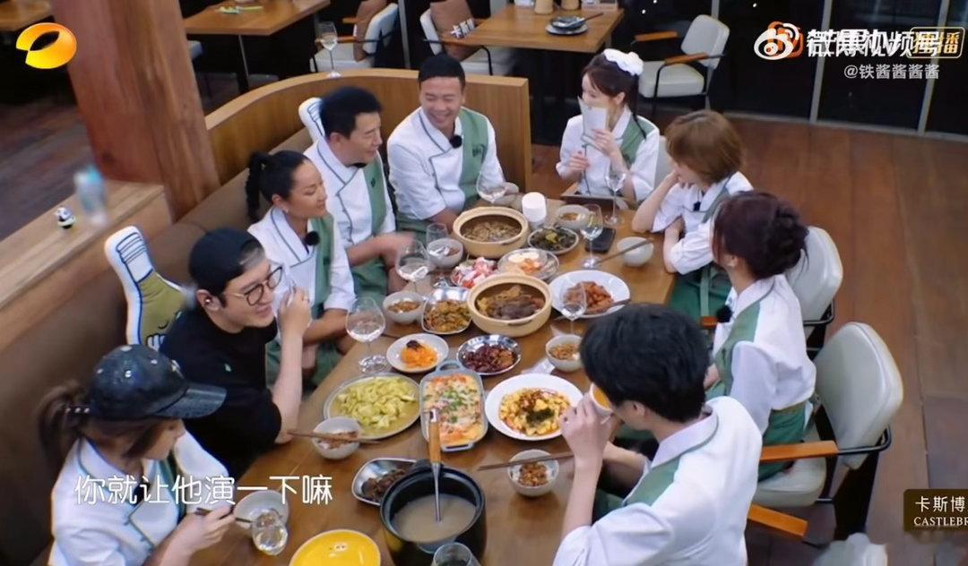 王俊凯你就这样宠林大厨吧中餐厅10王俊凯就是林大厨在中餐厅最大的底气！想猜多少